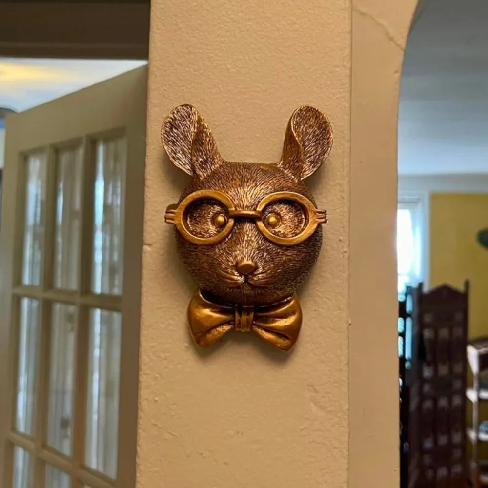 Mouse Head Wall Décor – Modern Statement Art
